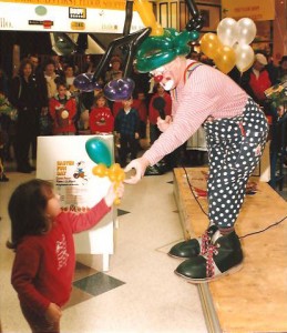 Clown Bluey performing, Easter bonnet competition, Marlands Shop Mall