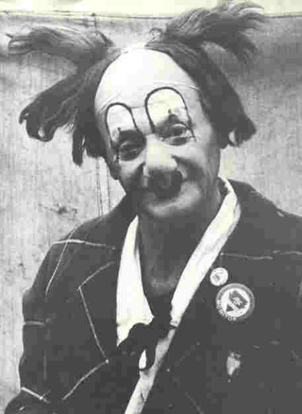 Biography of Buster Keaton - Famous Clowns