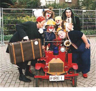 Clown Bluey's Fire Engine Entrée in the Big Top, Utrecht, Netherlands