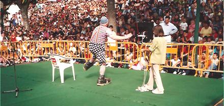 Clown Bluey performs on stage in São Miguel, Azores