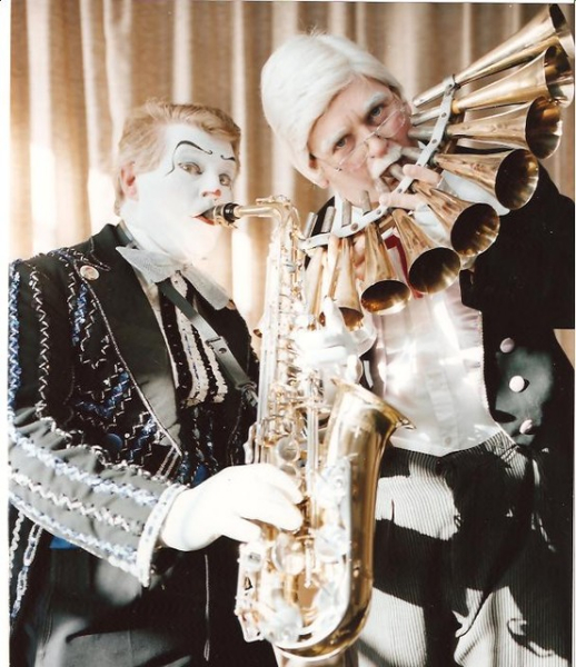 Clown Bluey and Perzo as Prof Lockstock and Barrel